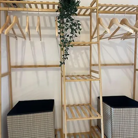 Vistamare Est * San Cataldo (Apulia)